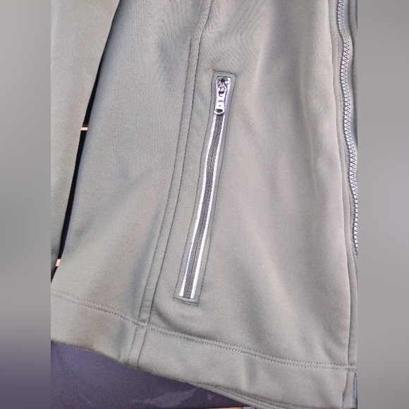 Under Armour Greenish Grey Hooded Jacket, Storm1, Medium - Picture 9 of 13